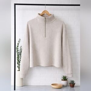 Cozy Ribbed  Cream Turtleneck Sweater Cropped Athletic Gold White Nude Medium